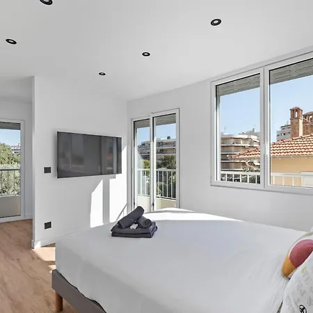 Great 4-room For 8 People Apartment